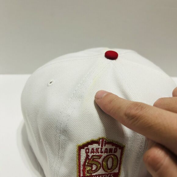 Oakland Athletics New Era Elephant Fitted Hat Cap 59FIFTY Sz 7 3/4 White Red - Picture 3 of 7
